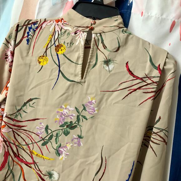 H&M Cream Floral Mock Neck Long Sleeve Blouse Size XS - Picture 8 of 13